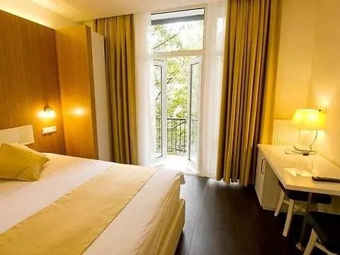 ***  Hotel Larende Amsterdam Netherlands